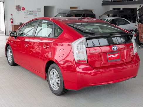 Used 2011 Toyota Prius Two image 6