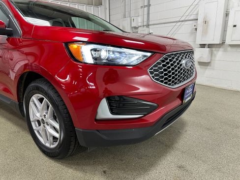 Certified 2024 Ford Edge SEL image 29