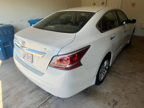 Used 2015 Nissan Altima 2.5 SL FWD image 3