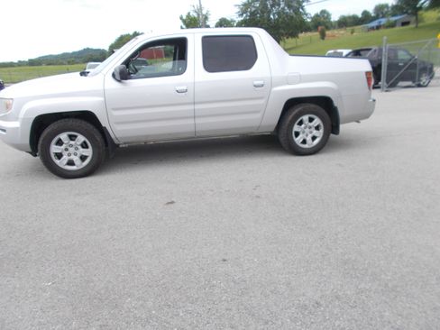 Used 2006 Honda Ridgeline RTS image 1