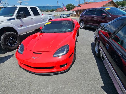 Used 2013 Chevrolet Corvette Grand Sport Coupe RWD image 3