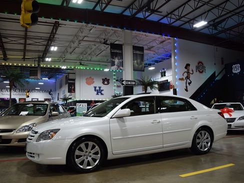 Used 2006 Toyota Avalon XLS image 3