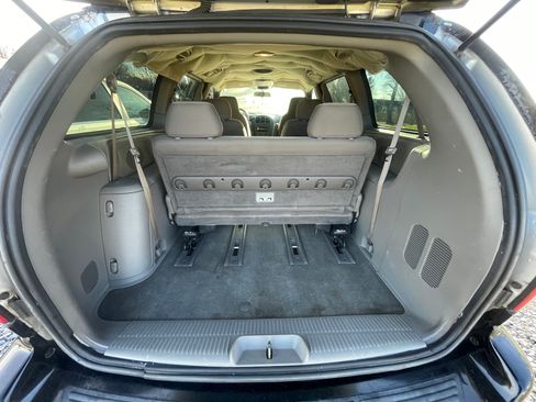 Used 2003 Dodge Grand Caravan Sport image 10