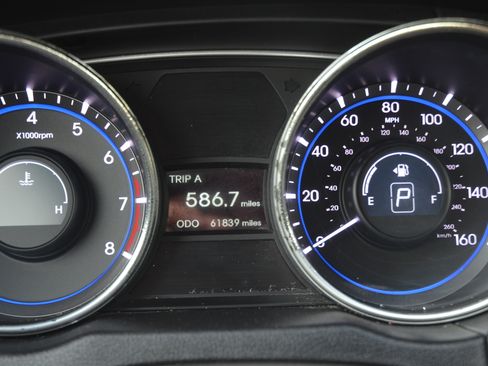 Used 2011 Hyundai Sonata GLS image 24