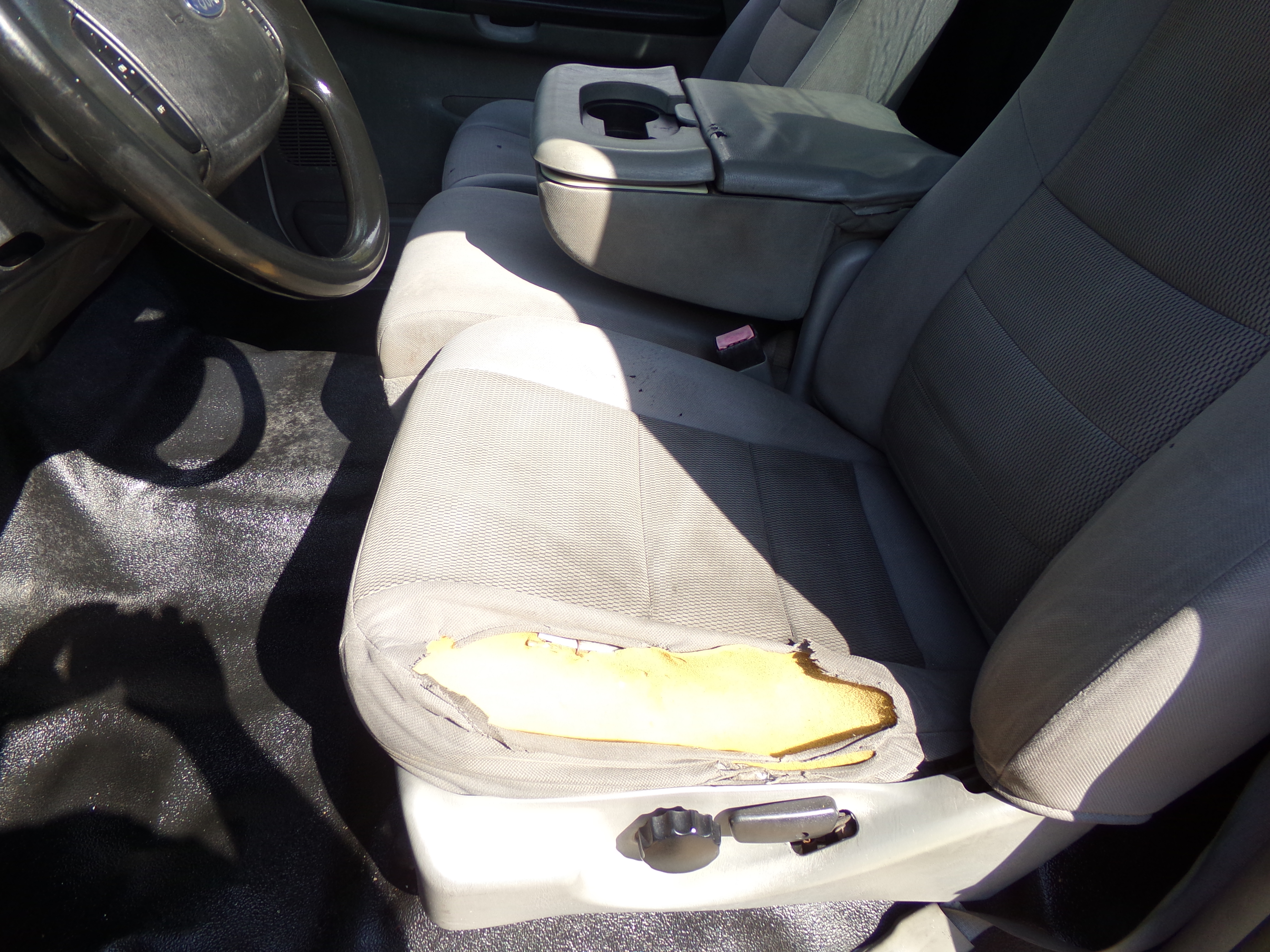 Used 2006 Ford F250 2WD Regular Cab Super Duty image 14