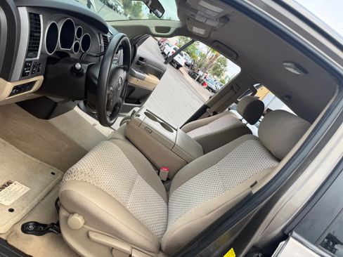 Used 2010 Toyota Tundra 4x4 Double Cab w/ SR5 & TRD image 21