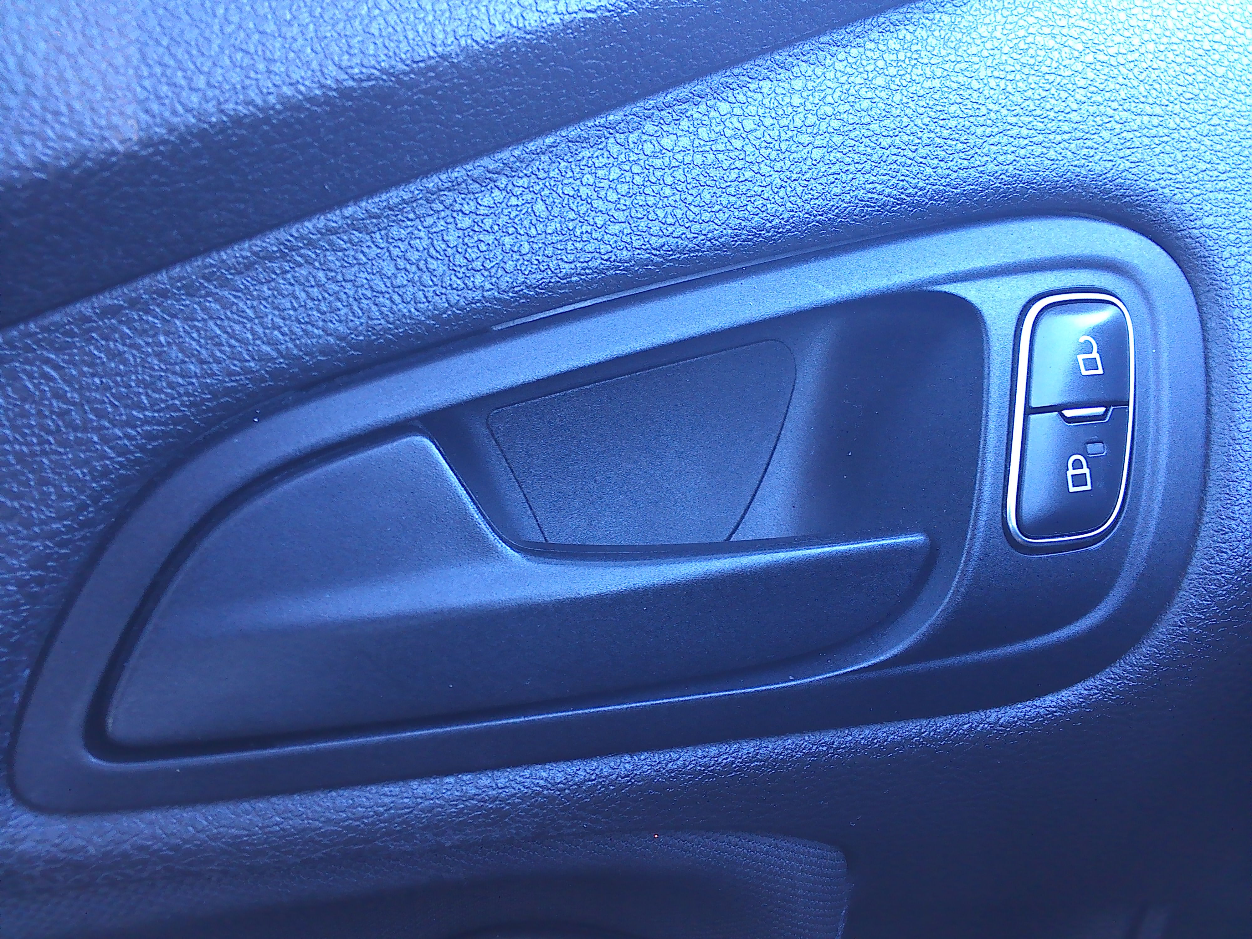 Used 2015 Ford Focus S Sedan FWD image 24