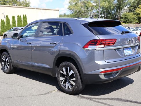 Used 2022 Volkswagen Atlas Cross Sport SE image 6