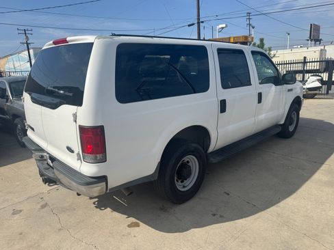 Used 2004 Ford Excursion image 4