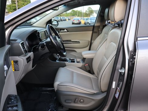 Used 2017 Kia Sportage AWD EX w/ EX PREMIUM PACKAGE image 12