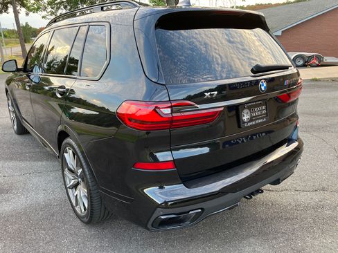 Used 2022 BMW X7 M50i AWD/4WD image 3