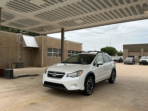 Used 2014 Subaru XV Crosstrek 2.0i Premium AWD/4WD image 1