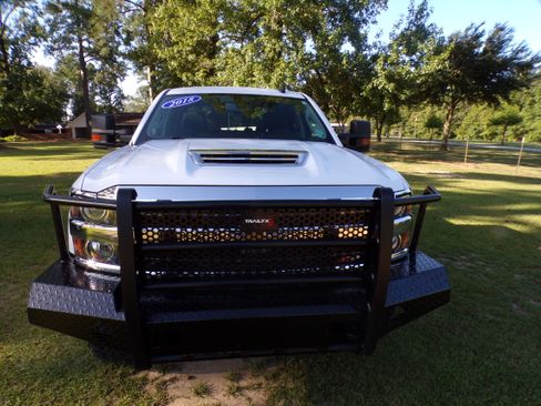 Used 2018 Chevrolet Silverado 2500 4x4 Crew Cab LT image 2