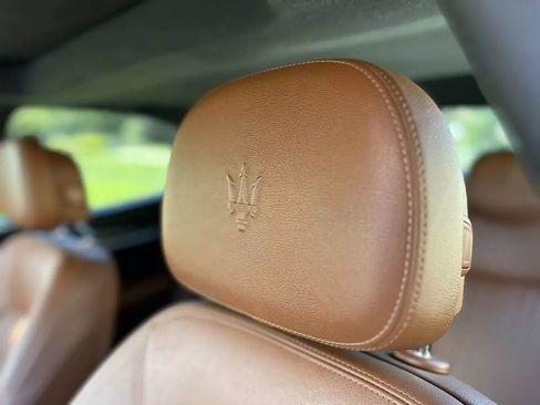 Used 2018 Maserati Ghibli image 18