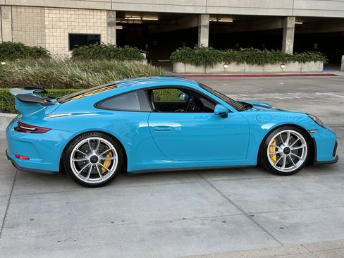 Used 2018 Porsche 911 GT3 image 9