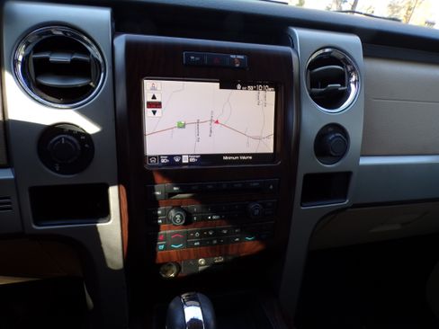 Used 2012 Ford F150 Lariat image 15