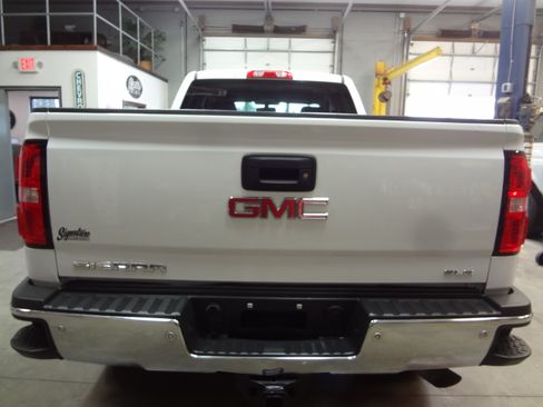 Used 2015 GMC Sierra 2500 Classic SLE image 5
