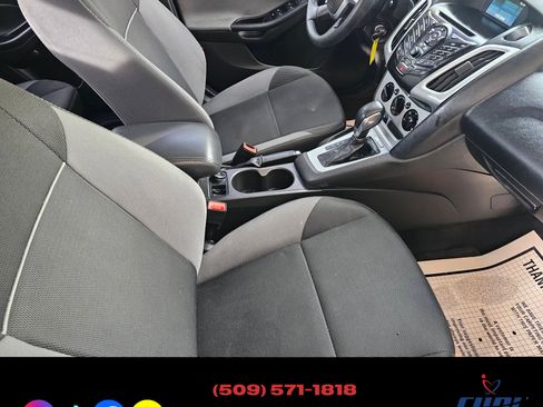 Used 2014 Ford Focus SE image 25