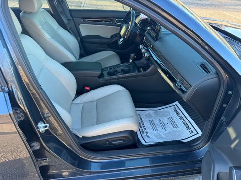 Used 2022 Honda Civic Sport Touring image 16