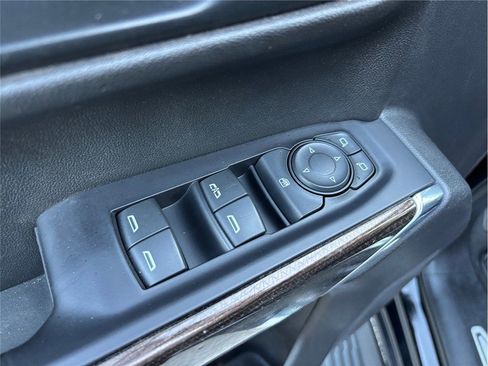 Used 2020 Chevrolet Silverado 1500 LT w/ All-Star Edition image 21