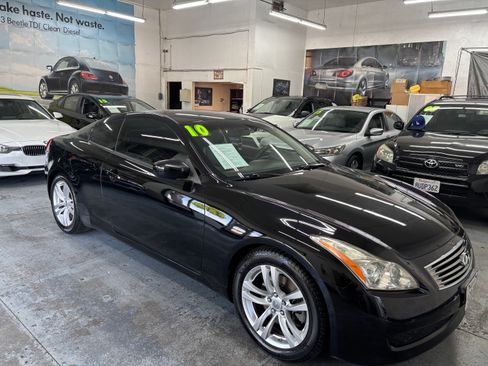 Used 2010 INFINITI G37 image 9