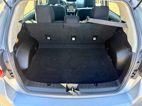 Used 2016 Subaru Impreza 2.0i Premium image 11