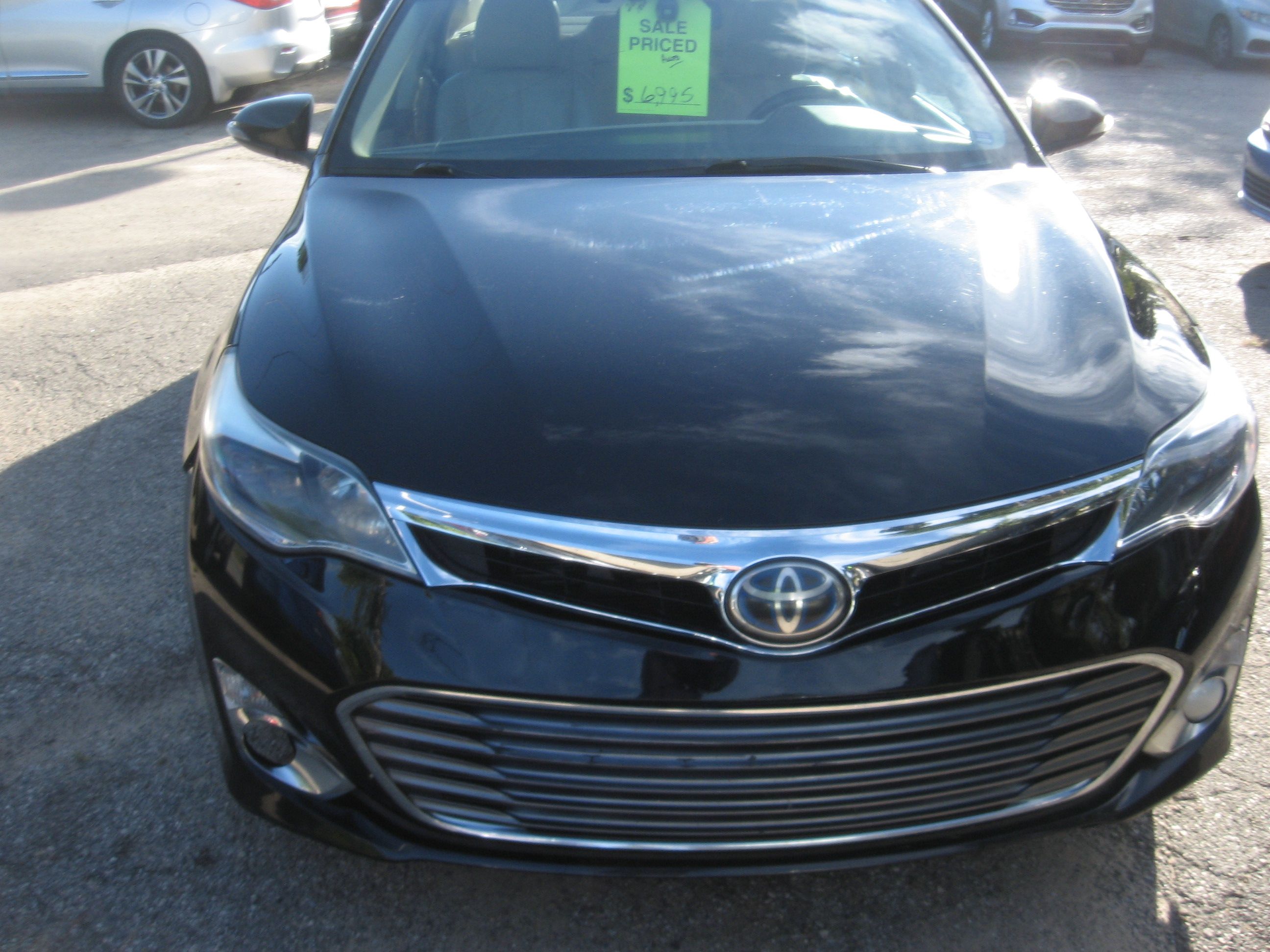 Used 2014 Toyota Avalon Hybrid FWD image 2