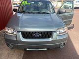Used 2006 Ford Escape XLT image 4