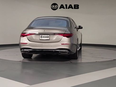 Used 2022 Mercedes-Benz S 500 image 7