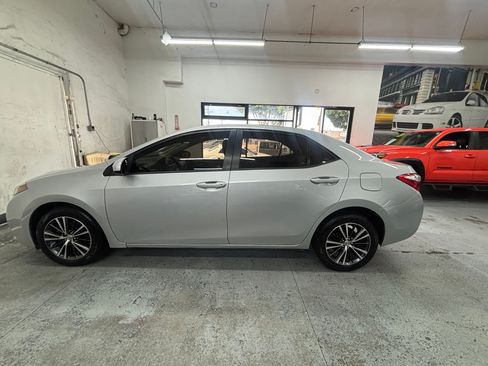 Used 2016 Toyota Corolla LE image 8