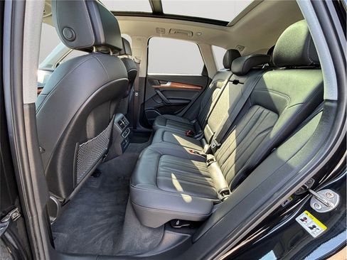 Used 2023 Audi Q5 2.0T Premium Plus image 42