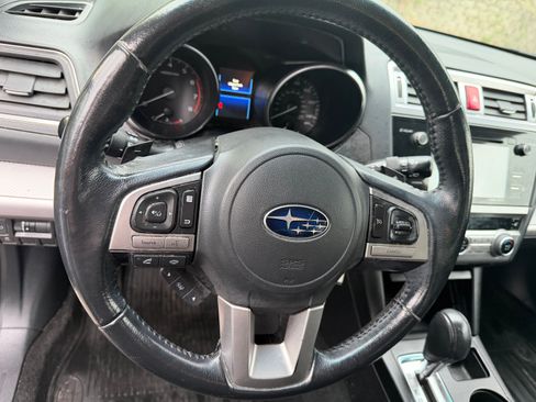 Used 2015 Subaru Outback 2.5i Premium AWD/4WD image 17