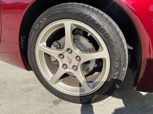 Used 2003 Chevrolet Corvette image 6