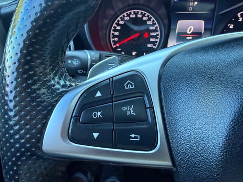 Used 2018 Mercedes-Benz GLC 43 AMG 4MATIC image 21