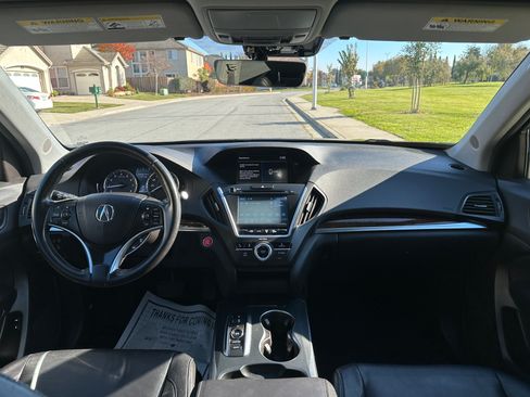 Used 2020 Acura MDX SH image 17