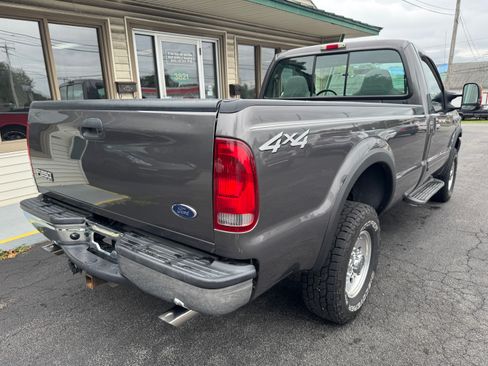 Used 2004 Ford F250 4x4 Regular Cab Super Duty image 6