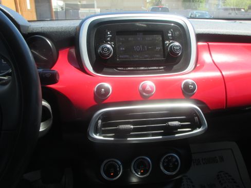 Used 2017 FIAT 500X Pop Sport Utility 4D FWD image 8