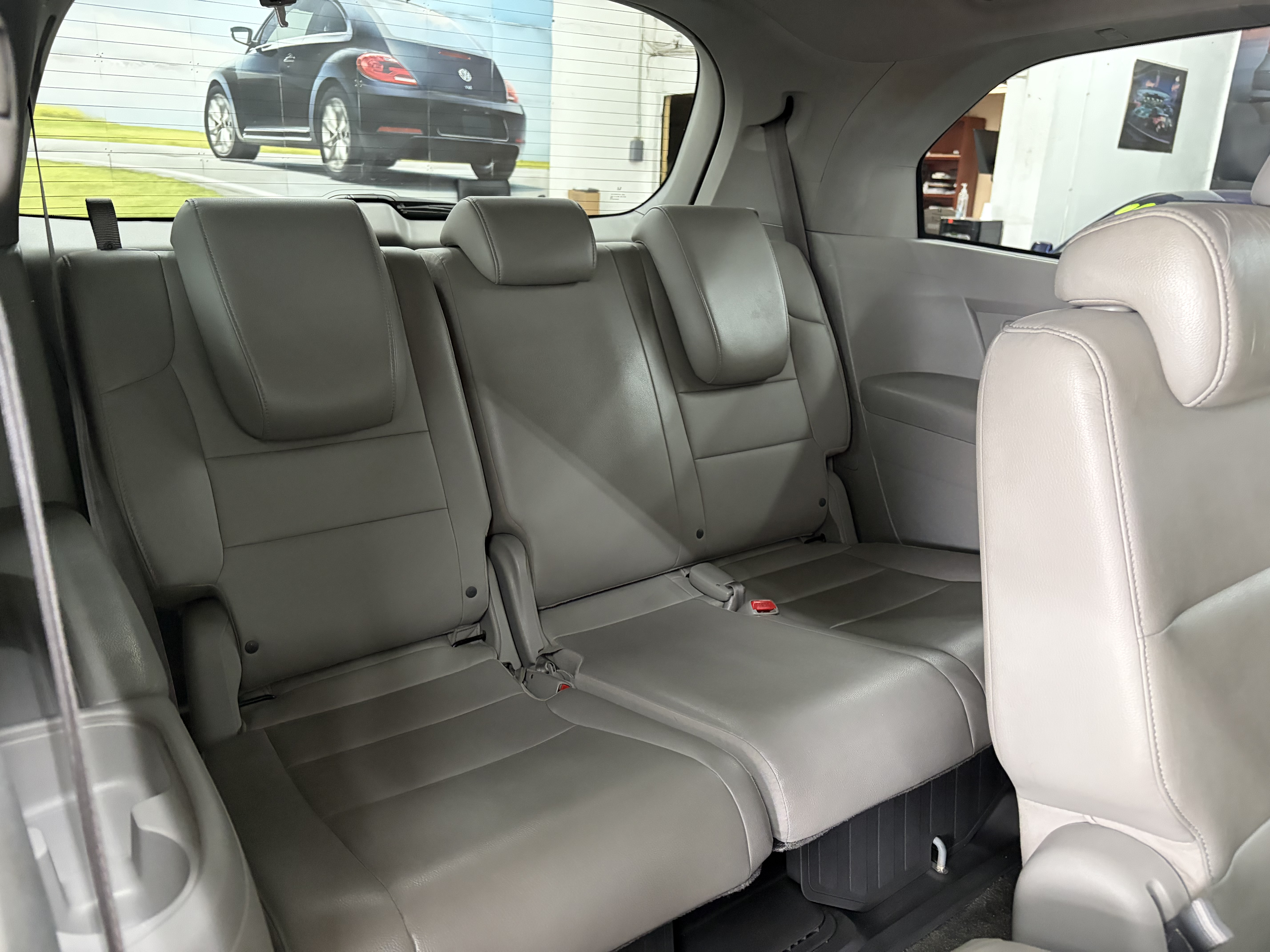Used 2012 Honda Odyssey EX-L image 17