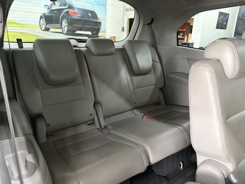 Used 2012 Honda Odyssey EX-L image 17