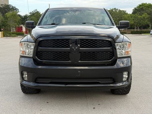 Used 2014 RAM 1500 ST RWD image 12