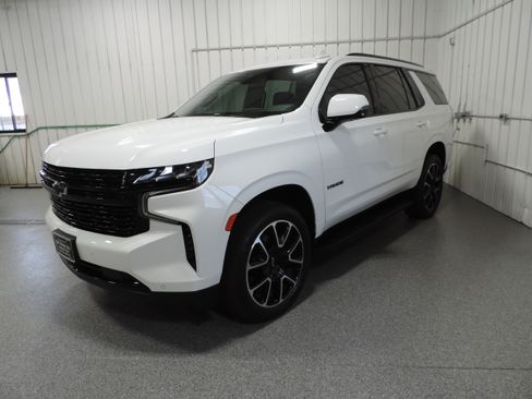 Used 2023 Chevrolet Tahoe RST image 2