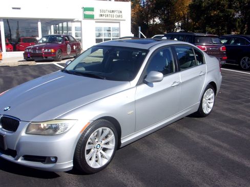 Used 2011 BMW 328i image 15