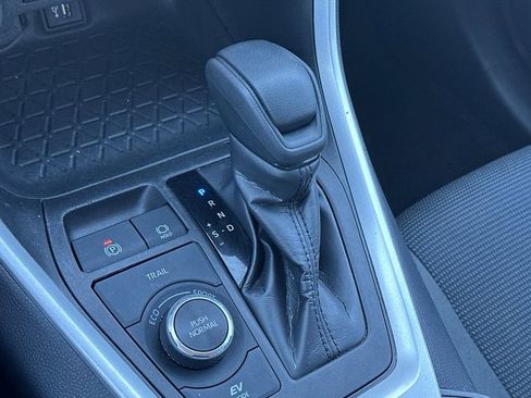 Used 2023 Toyota RAV4 LE image 24