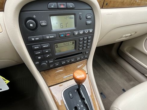 Used 2003 Jaguar X-TYPE 2.5 image 13