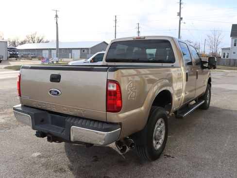 Used 2011 Ford F350 XLT image 5