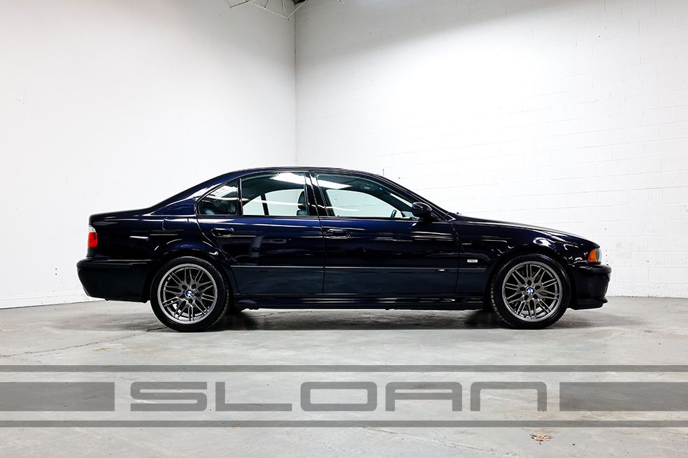 Used 2003 BMW M5 RWD image 6