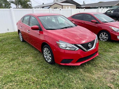 Used 2016 Nissan Sentra SV image 1
