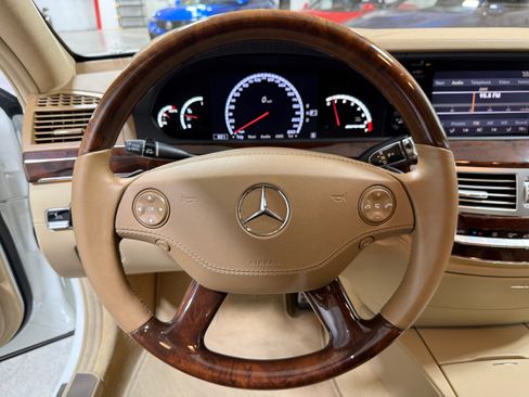 Used 2009 Mercedes-Benz S 65 AMG Sedan image 27