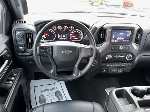Used 2024 Chevrolet Silverado 1500 Custom Trail Boss image 18