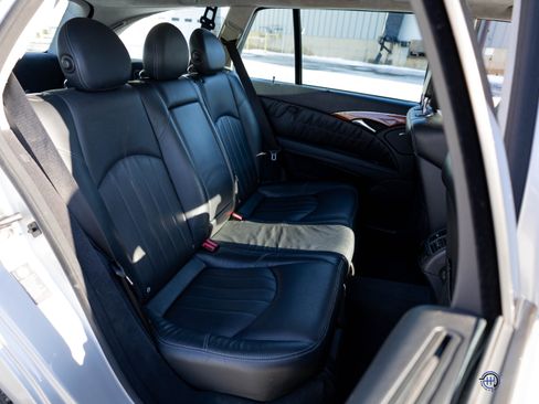 Used 2005 Mercedes-Benz E 55 AMG image 58